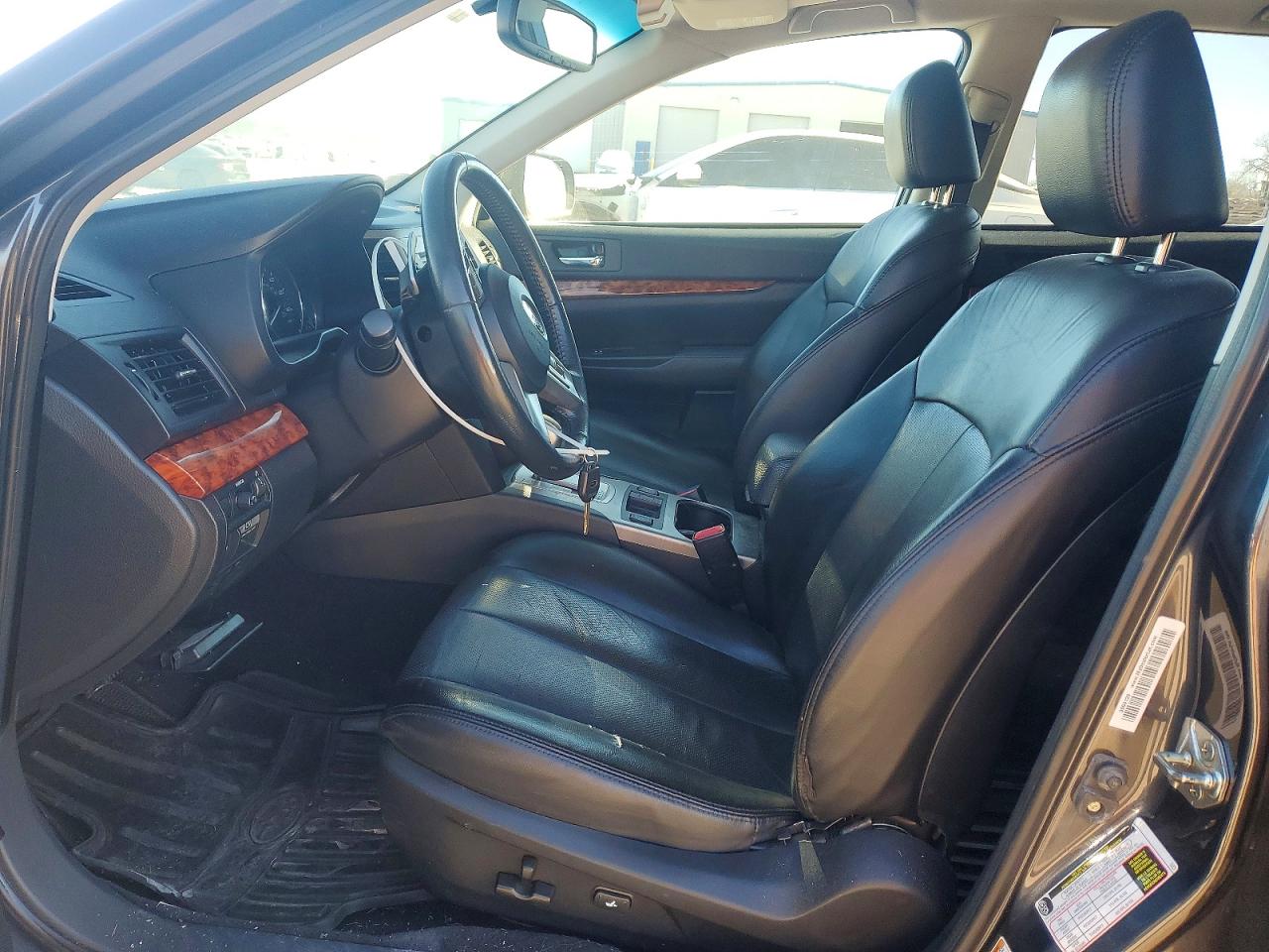 2011 SUBARU OUTBACK 2.5I LIMITED photo 7