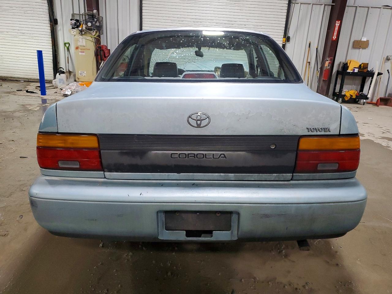 1995 TOYOTA COROLLA photo 6