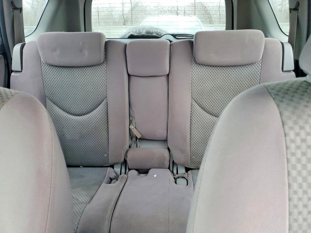 2007 TOYOTA RAV4 photo 10