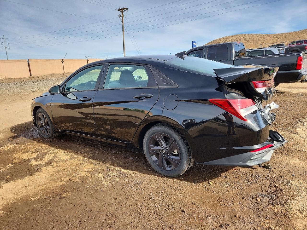 2023 HYUNDAI ELANTRA SEL photo 4