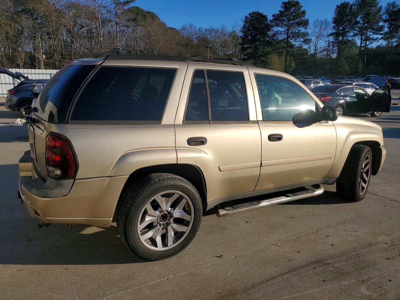 2006 CHEVROLET TRAILBLAZER LS photo 3