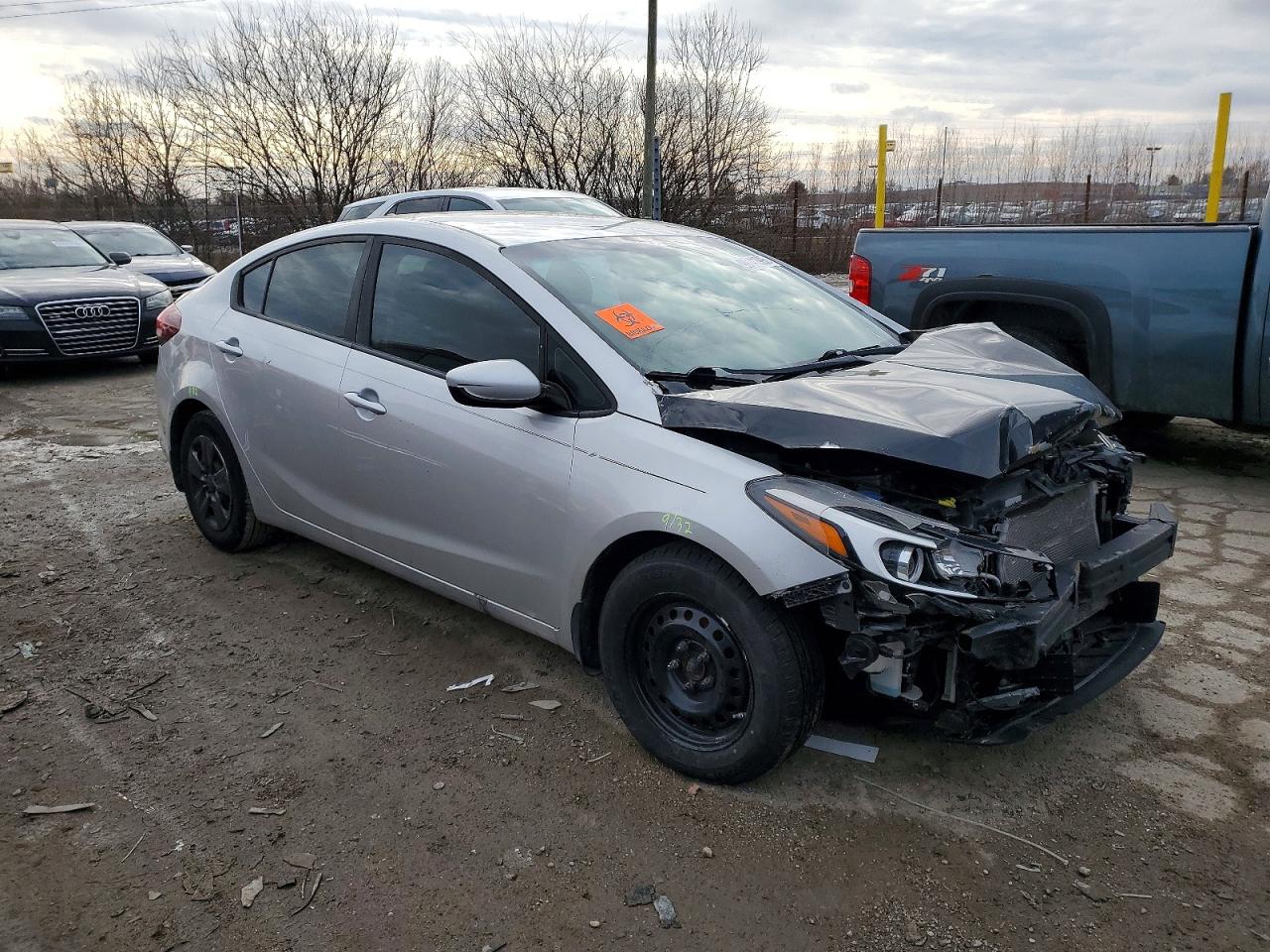 2018 KIA FORTE LX photo 4