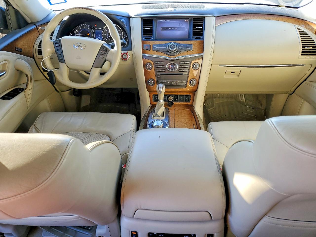 2012 INFINITI QX56 photo 8