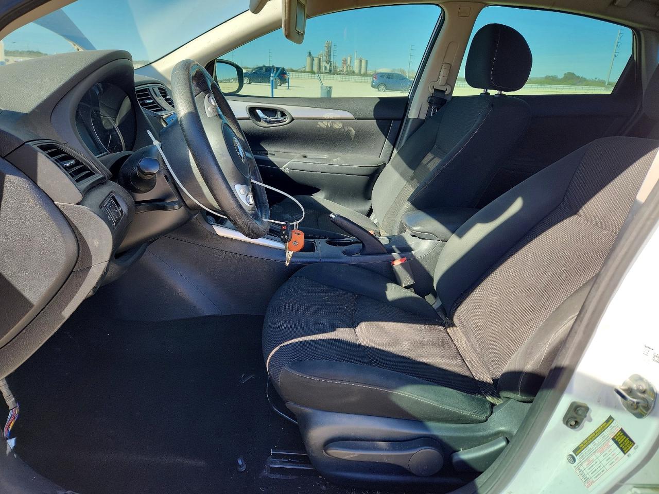 2019 NISSAN SENTRA S photo 7