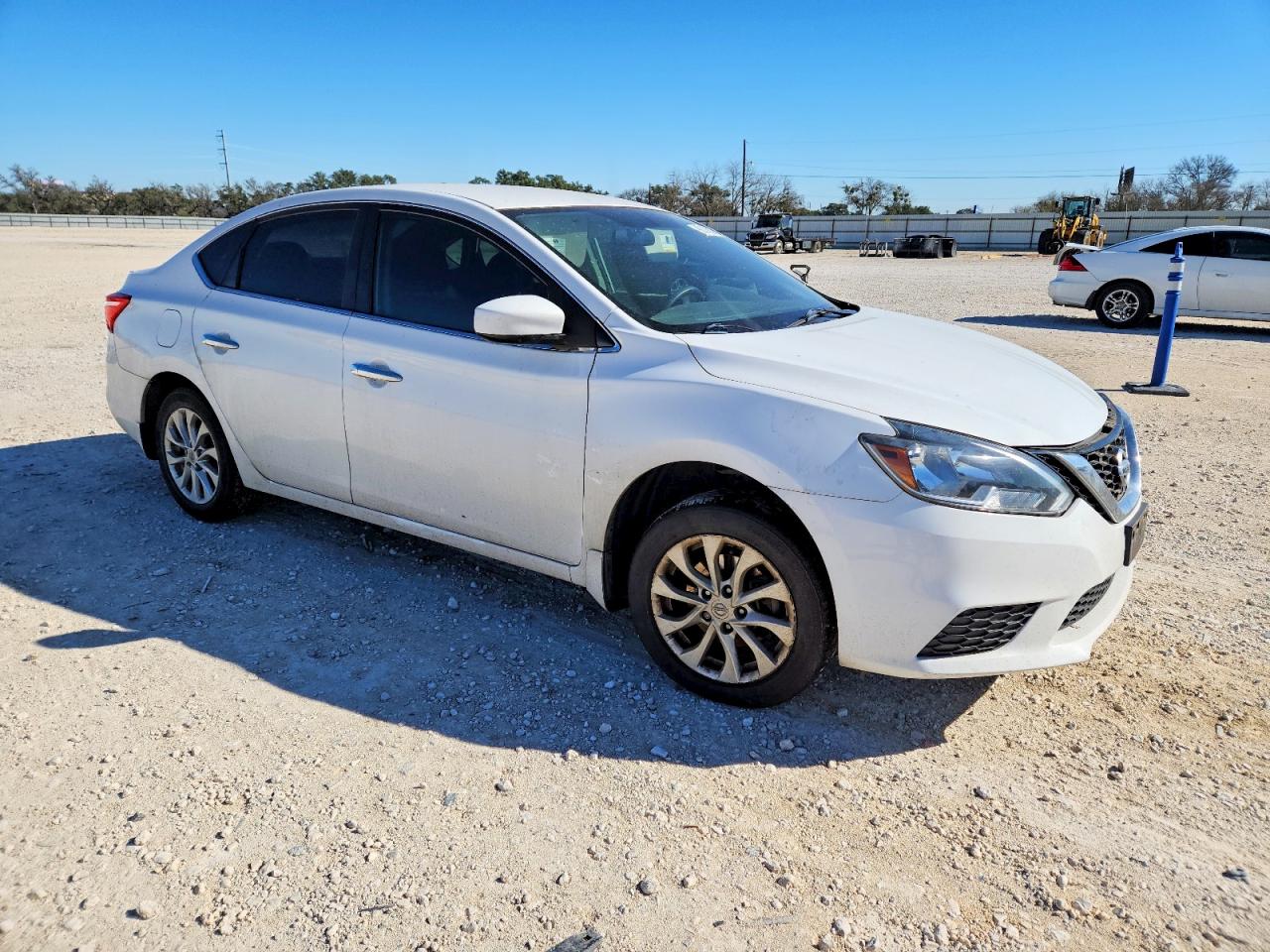 2019 NISSAN SENTRA S photo 4