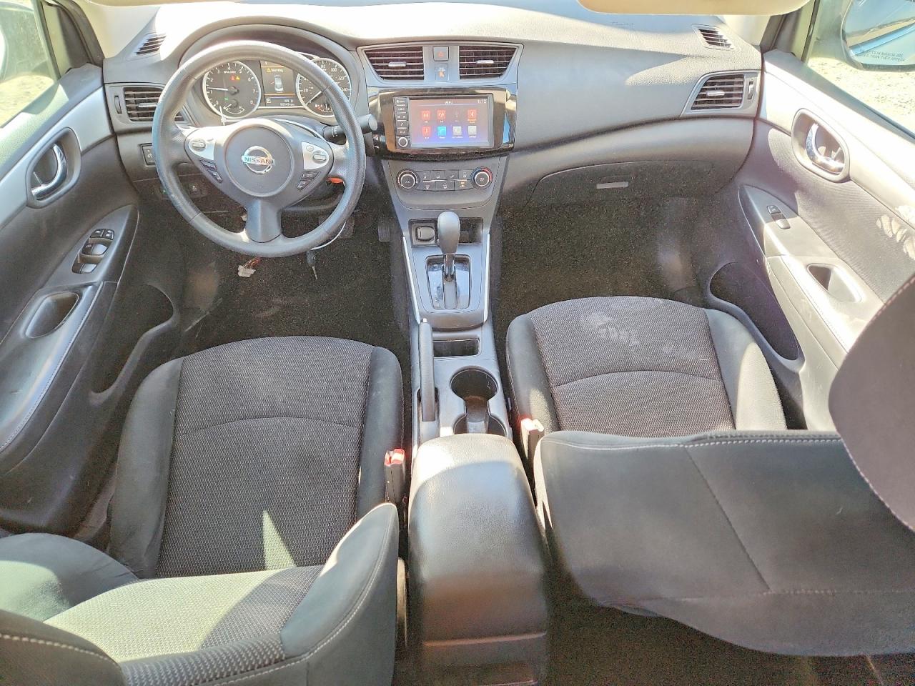 2019 NISSAN SENTRA S photo 8