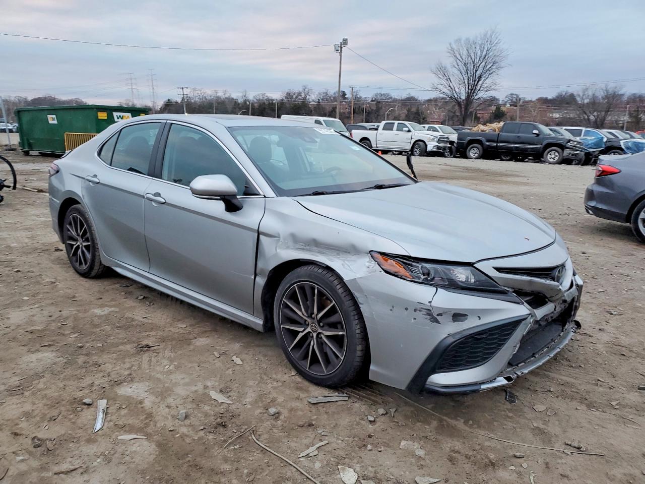 2021 TOYOTA CAMRY SE photo 7