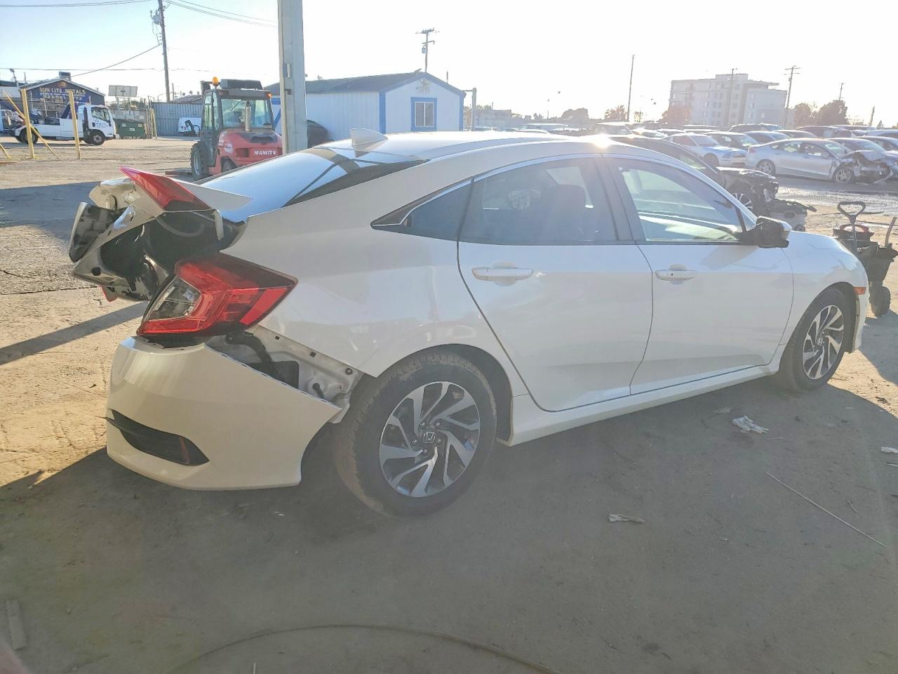 2017 HONDA CIVIC EX photo 3