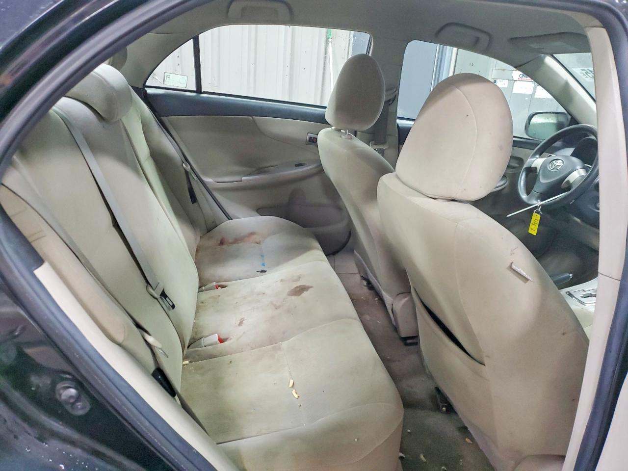 2011 TOYOTA COROLLA BASE photo 10