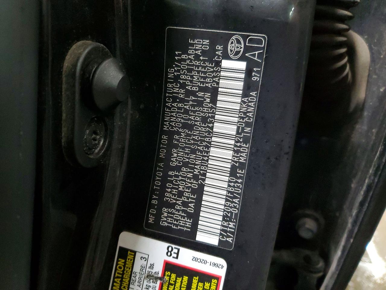 2011 TOYOTA COROLLA BASE photo 12