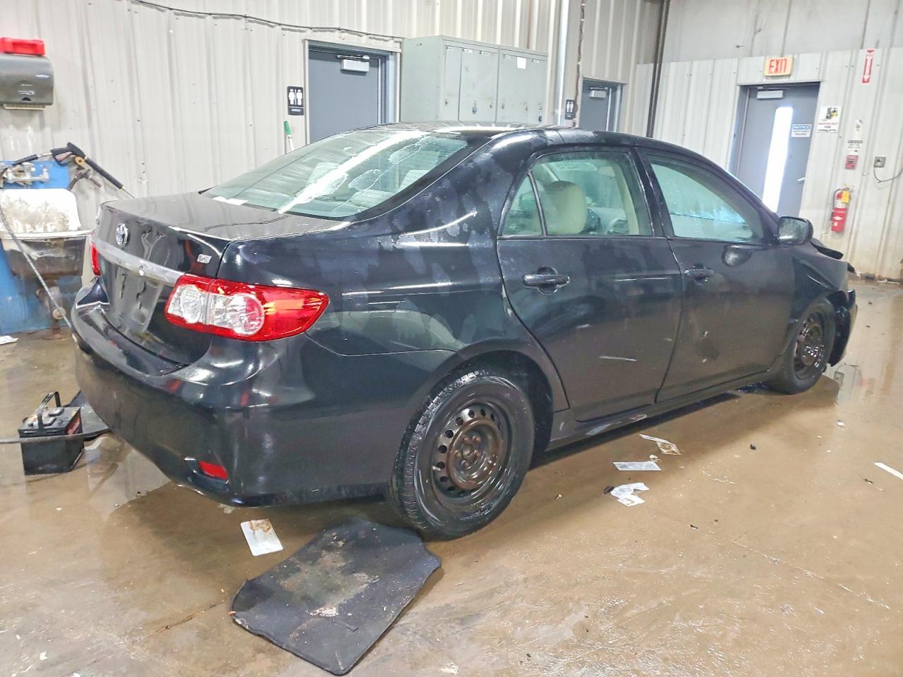 2011 TOYOTA COROLLA BASE photo 3