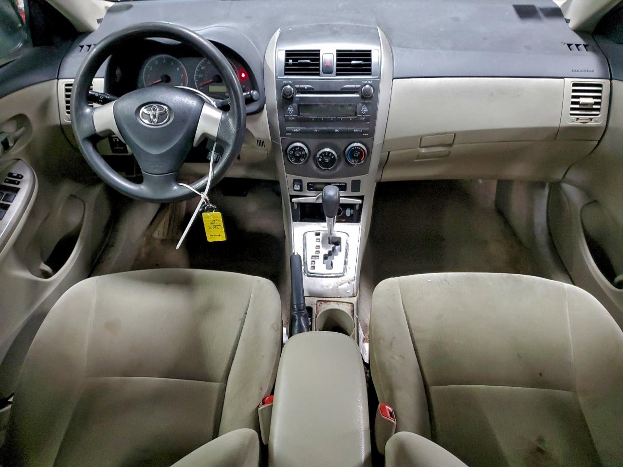2011 TOYOTA COROLLA BASE photo 8
