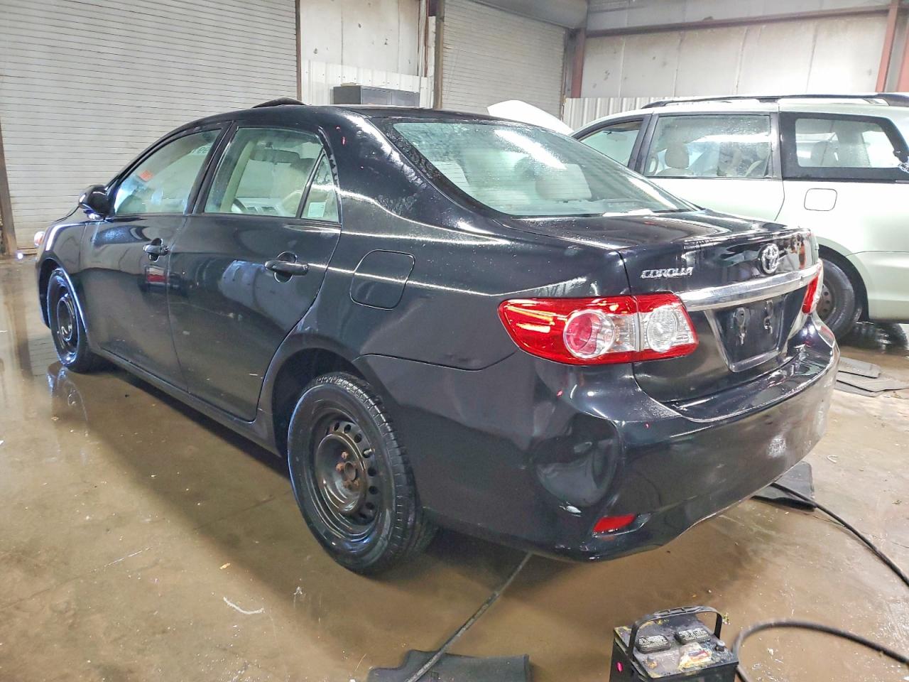 2011 TOYOTA COROLLA BASE photo 2
