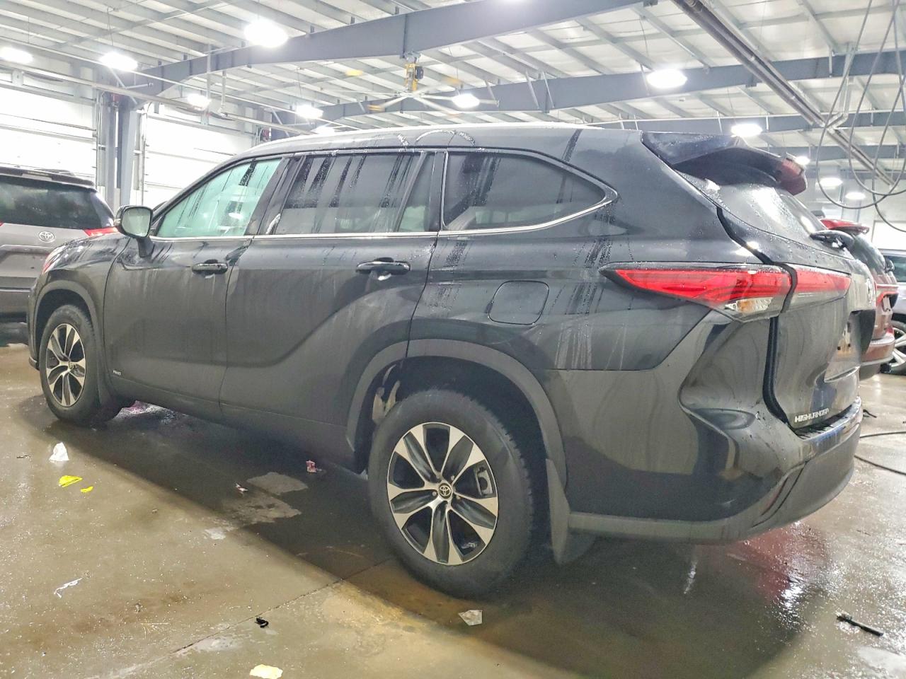 2022 TOYOTA HIGHLANDER HYBRID XLE photo 3