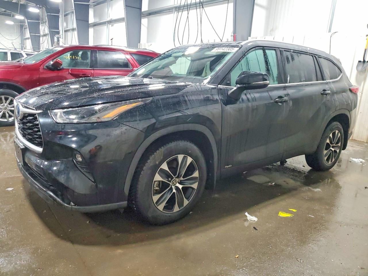 2022 TOYOTA HIGHLANDER