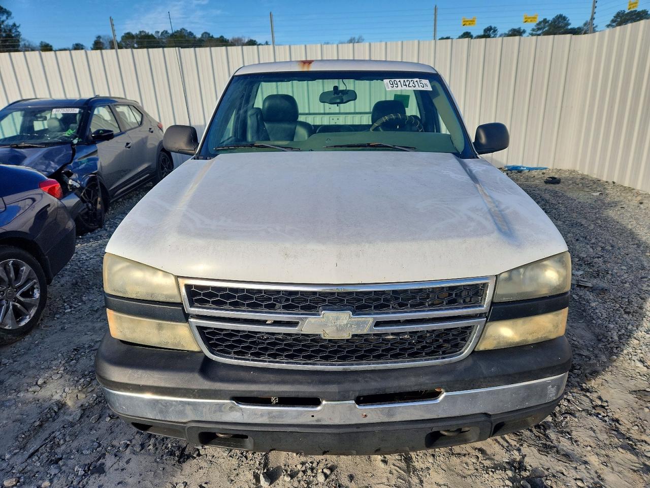 2005 CHEVROLET SILVERADO C1500 photo 9