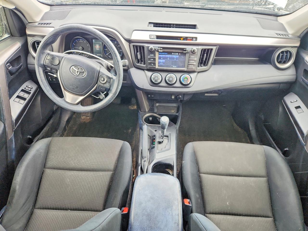 2017 TOYOTA RAV4 LE photo 15
