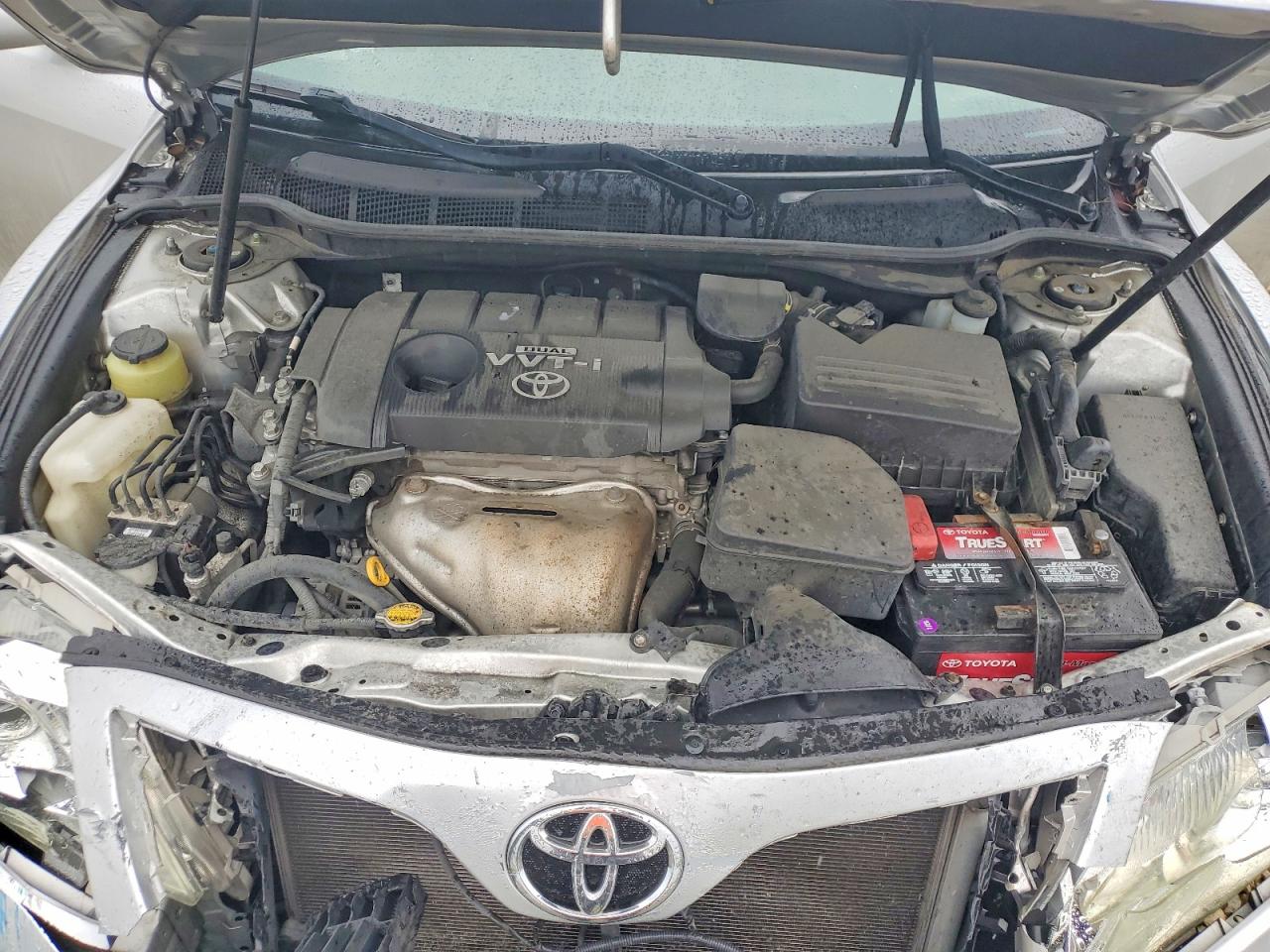 2010 TOYOTA CAMRY BASE photo 11