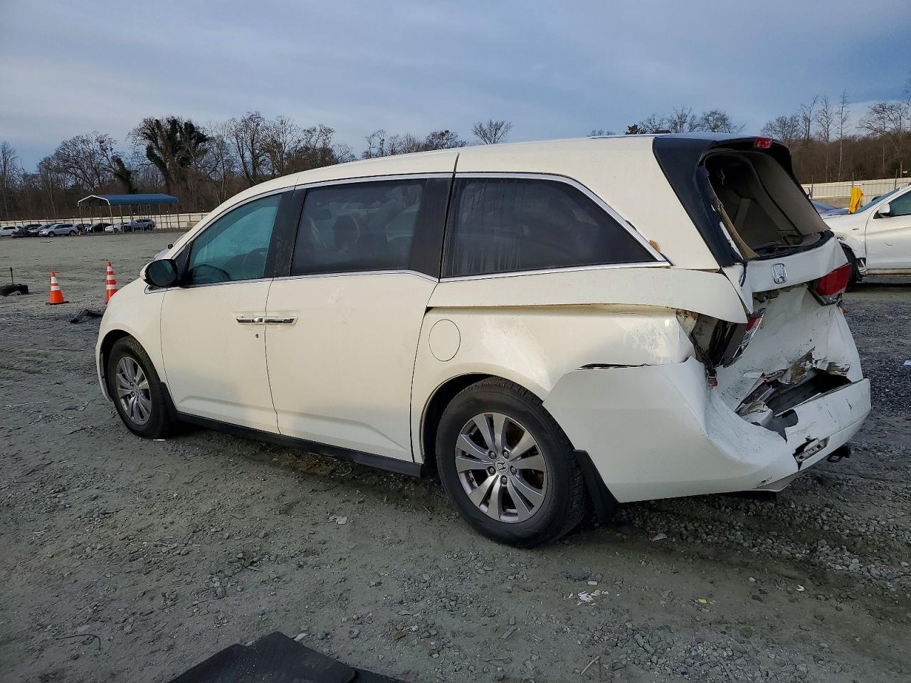 2016 HONDA ODYSSEY EXL photo 2