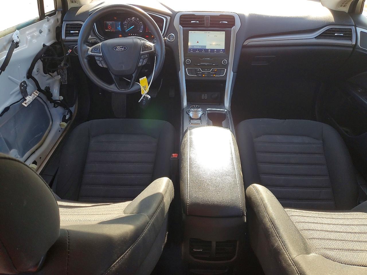 2020 FORD FUSION SE photo 15