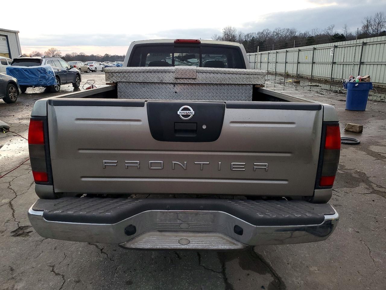2001 NISSAN FRONTIER KING CAB XE photo 6