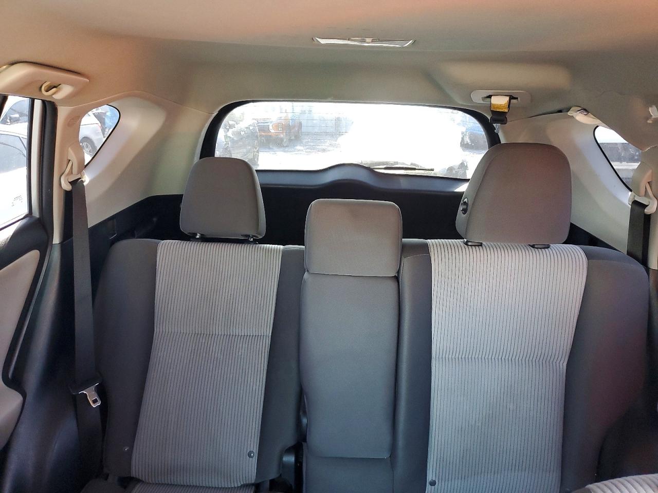 2014 TOYOTA RAV4 LE photo 10