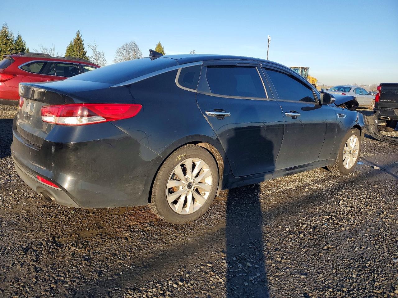 2018 KIA OPTIMA LX photo 3