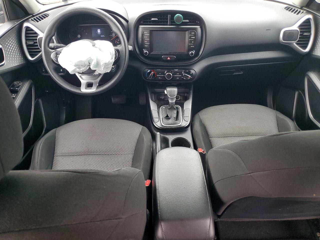 2020 KIA SOUL LX photo 8