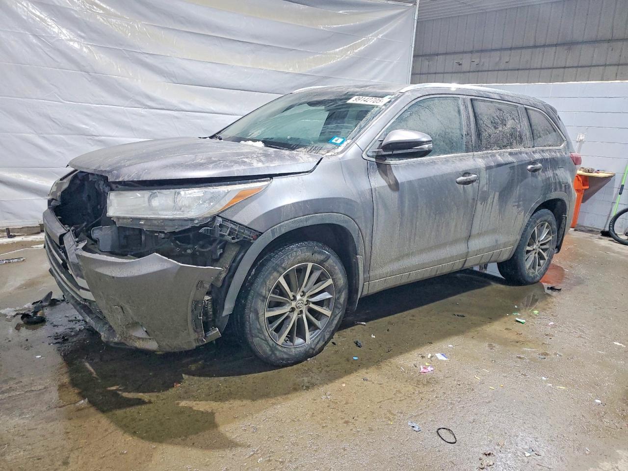 2017 TOYOTA HIGHLANDER
