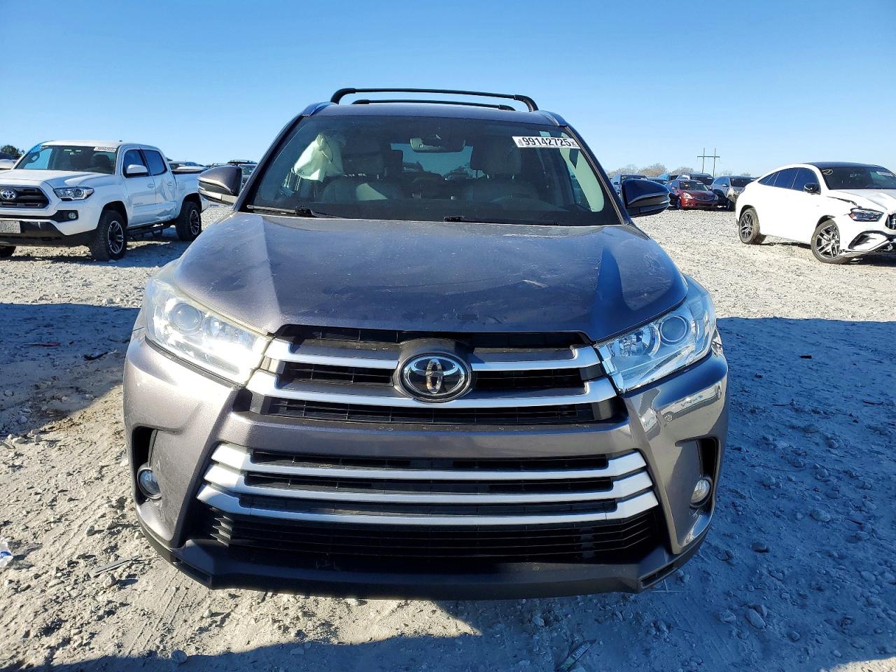 2019 TOYOTA HIGHLANDER SE photo 5
