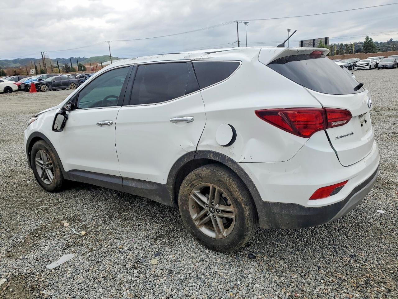 2018 HYUNDAI SANTA FE SPORT photo 2