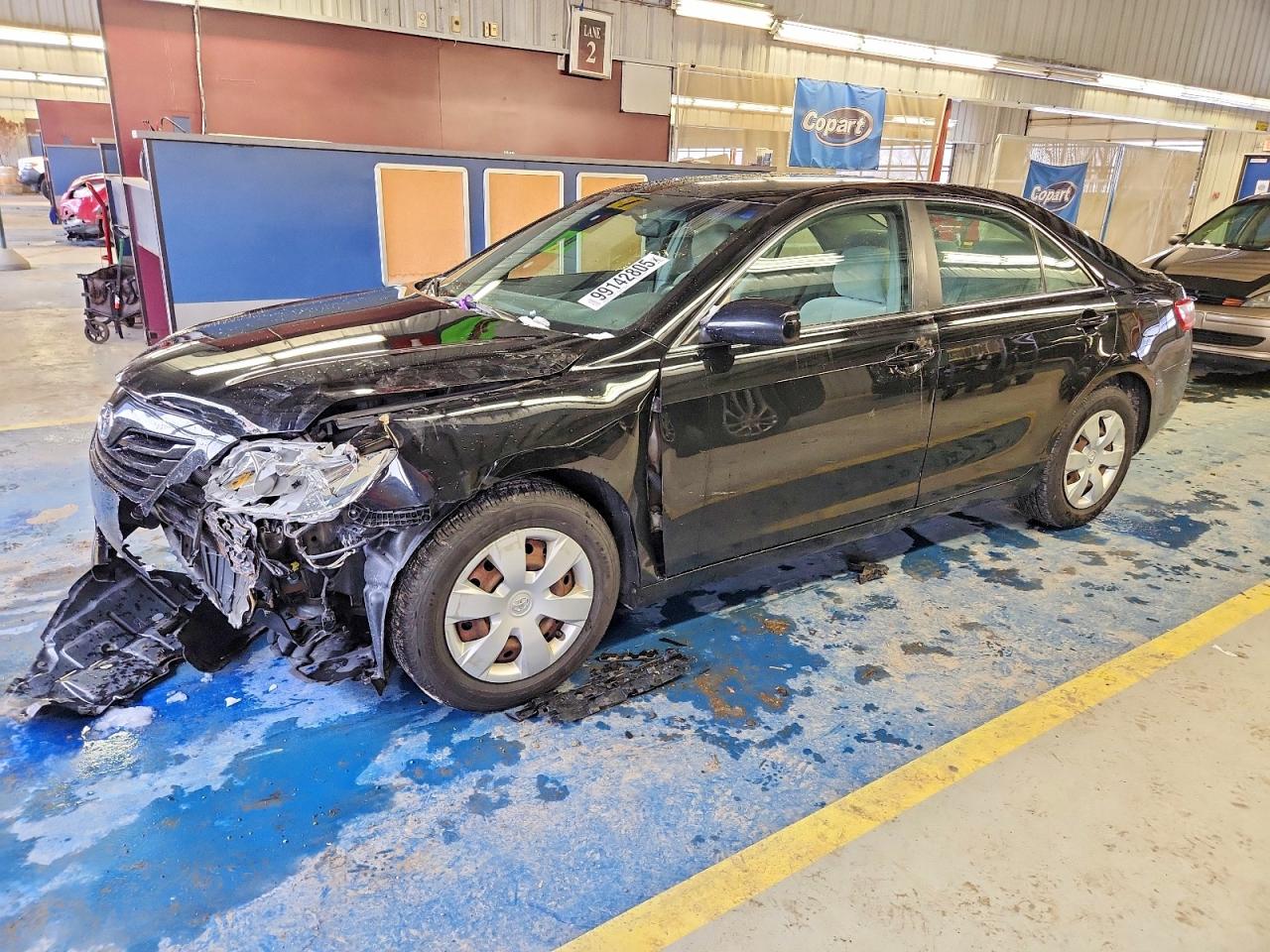 2008 TOYOTA CAMRY LE photo 2