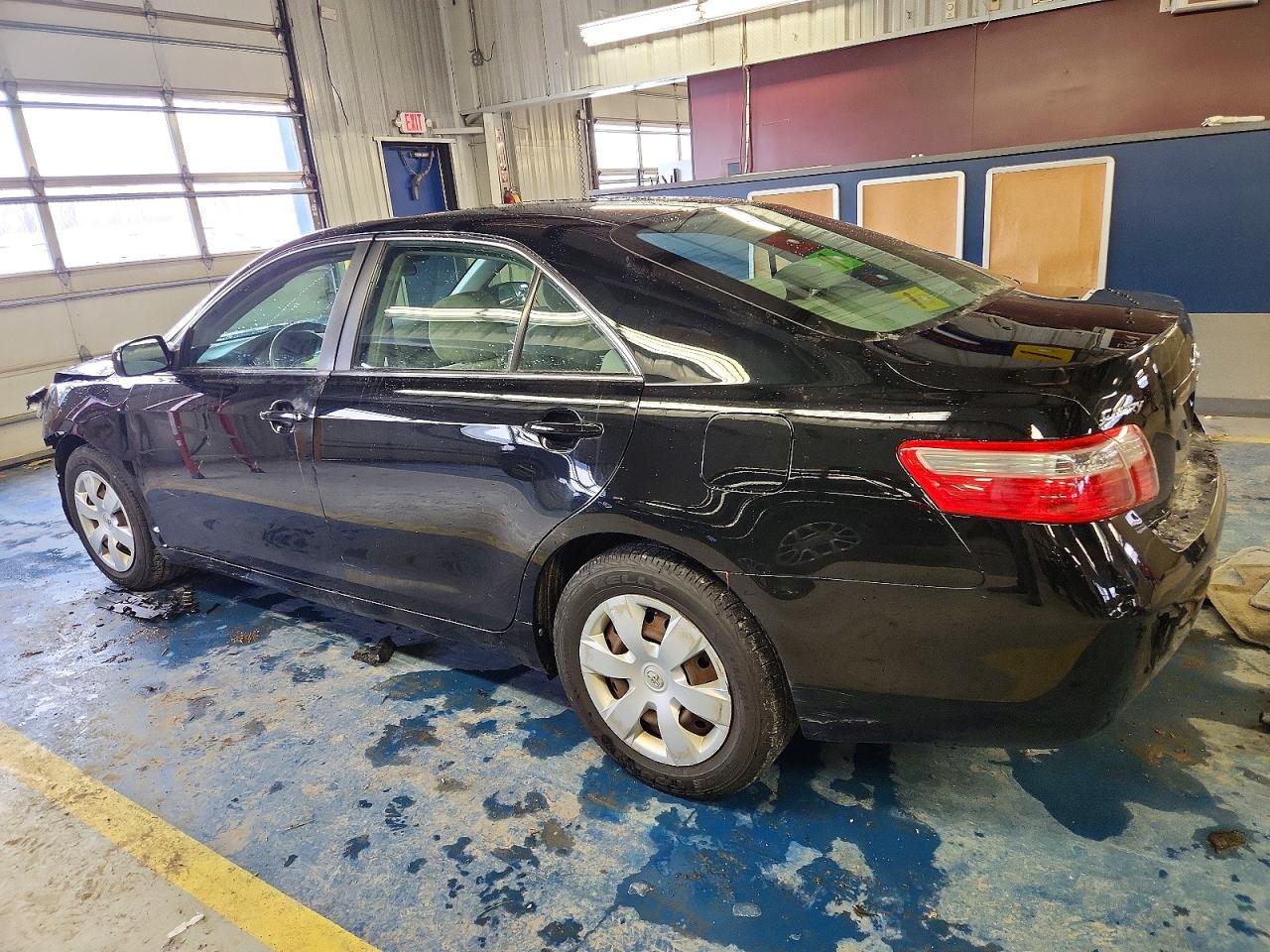 2008 TOYOTA CAMRY LE photo 3