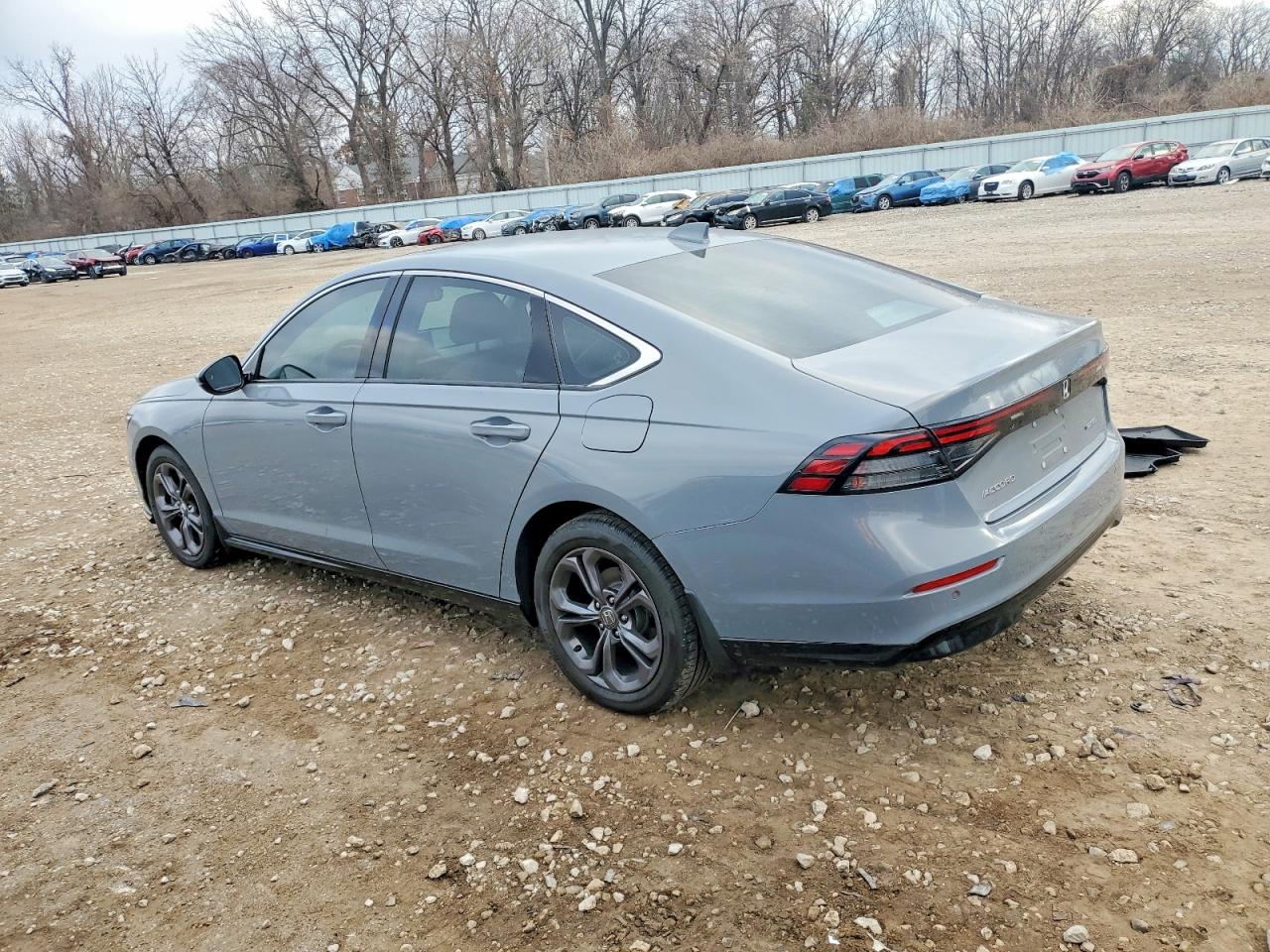 2025 HONDA ACCORD HYBRID EXL photo 2