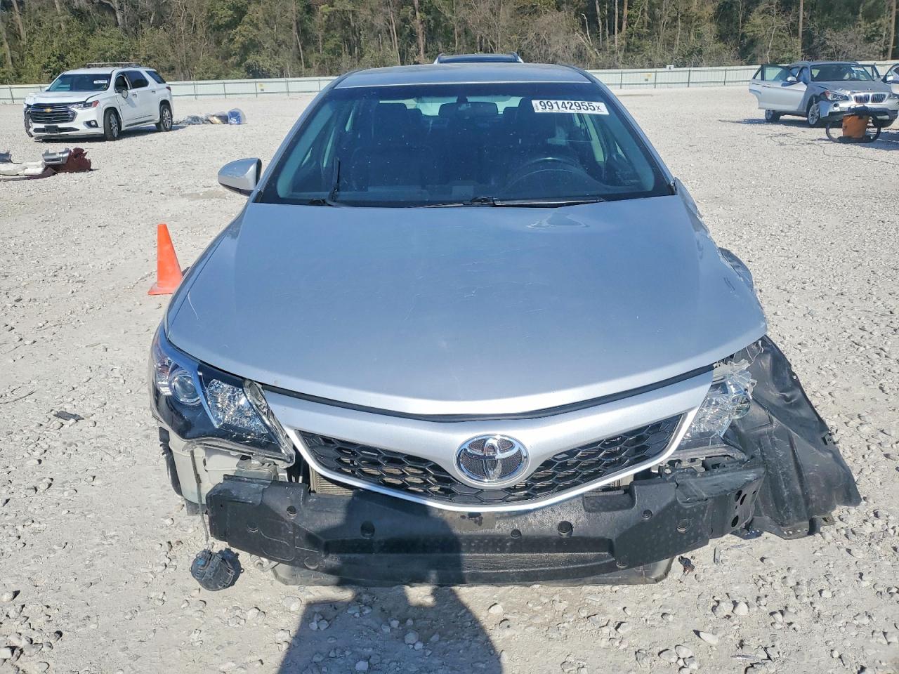 2014 TOYOTA CAMRY L photo 5