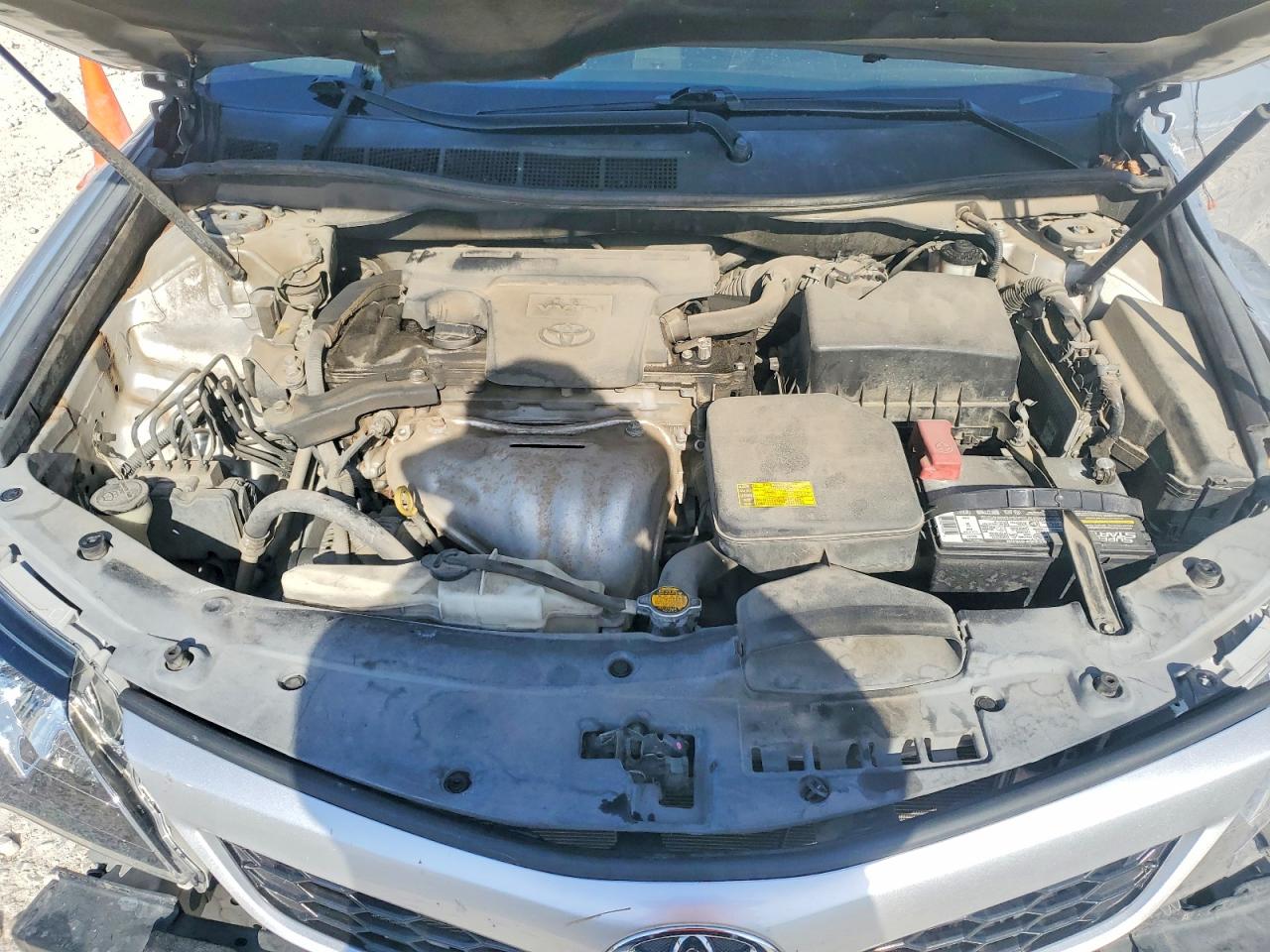 2014 TOYOTA CAMRY L photo 11