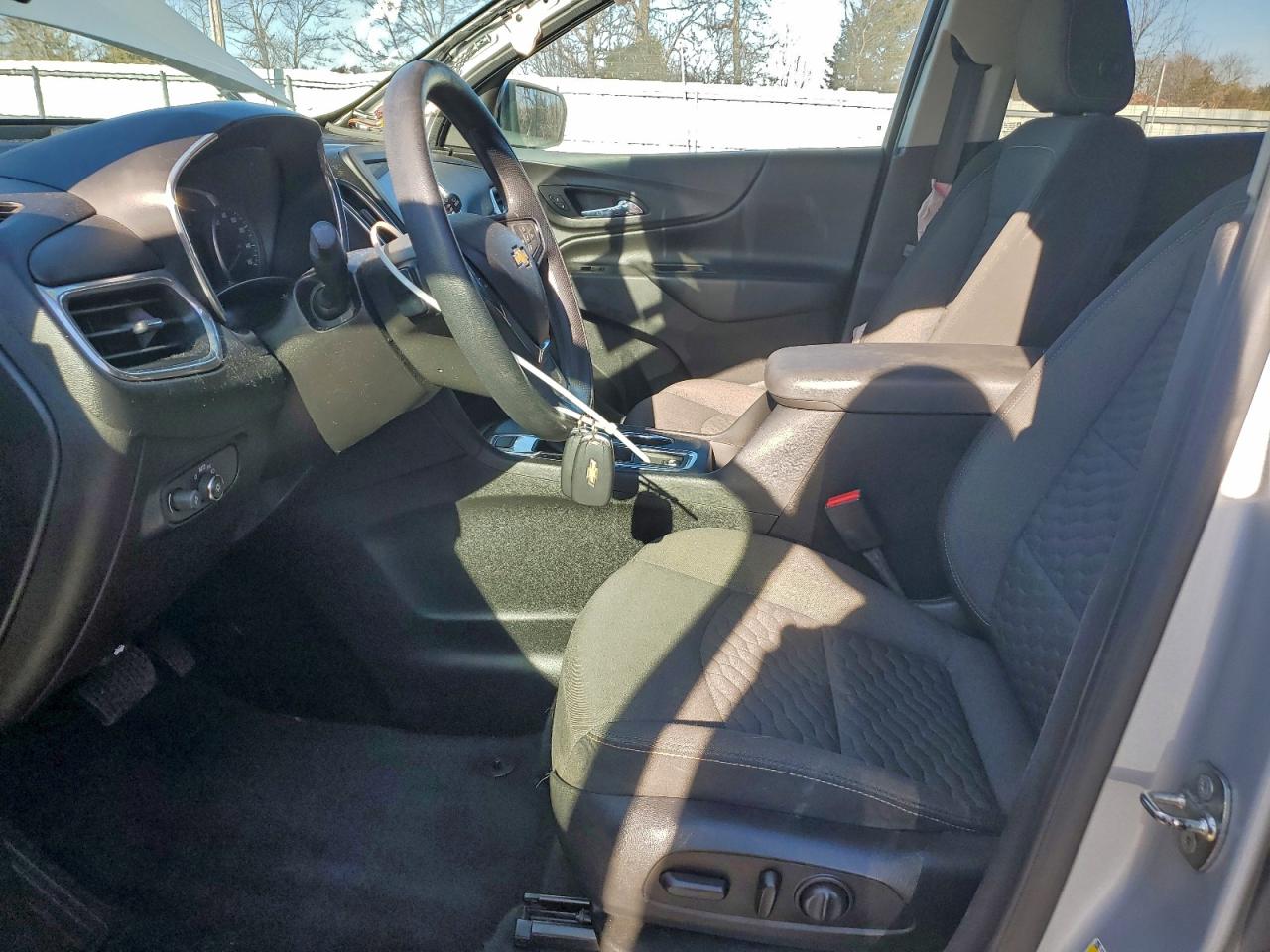 2020 CHEVROLET EQUINOX LT photo 7