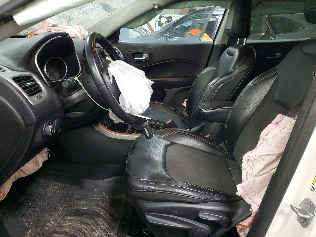 2019 JEEP COMPASS LATITUDE photo 7