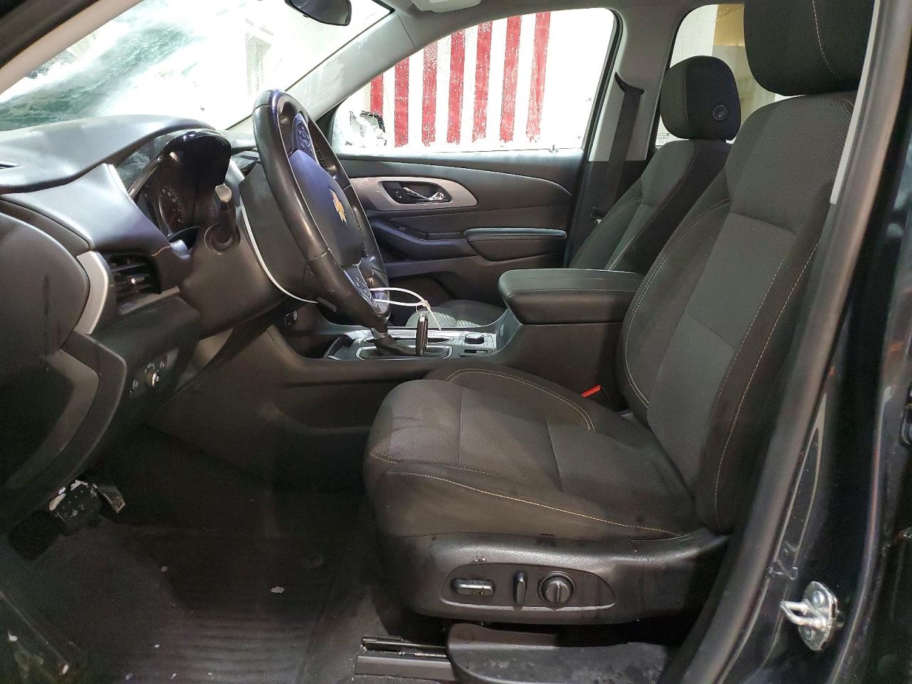 2019 CHEVROLET TRAVERSE LT photo 7