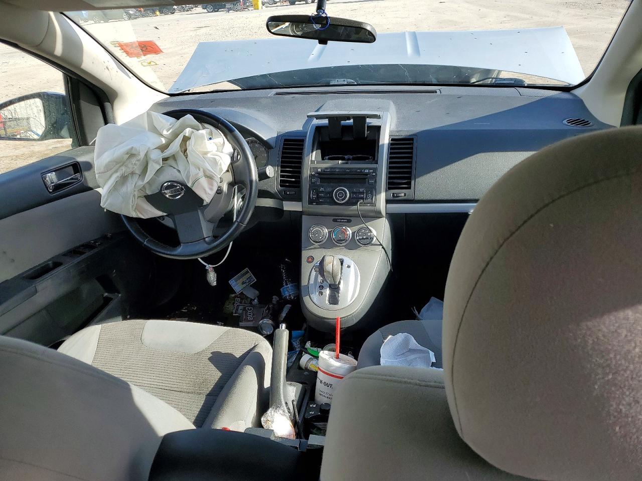 2010 NISSAN SENTRA 2.0 photo 8