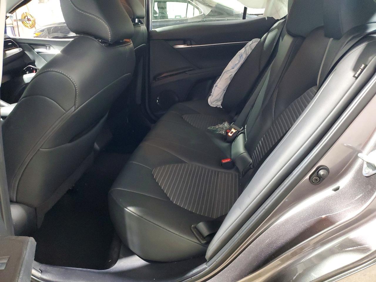 2024 TOYOTA CAMRY SE NIGHT SHADE photo 10