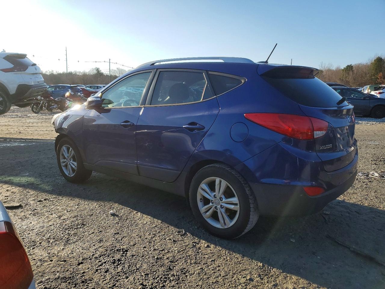 2013 HYUNDAI TUCSON GLS photo 2