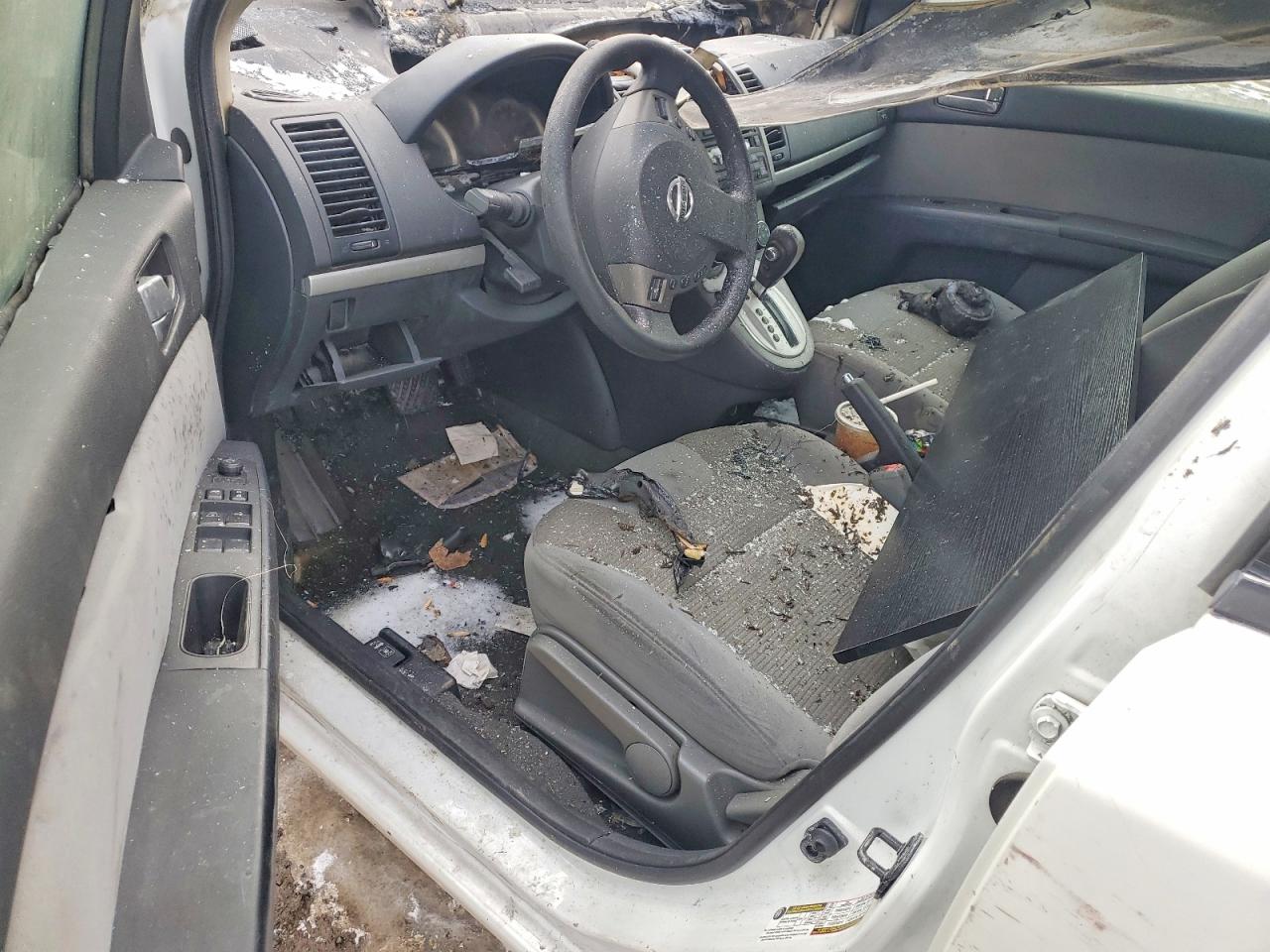 2010 NISSAN SENTRA 2.0 photo 8
