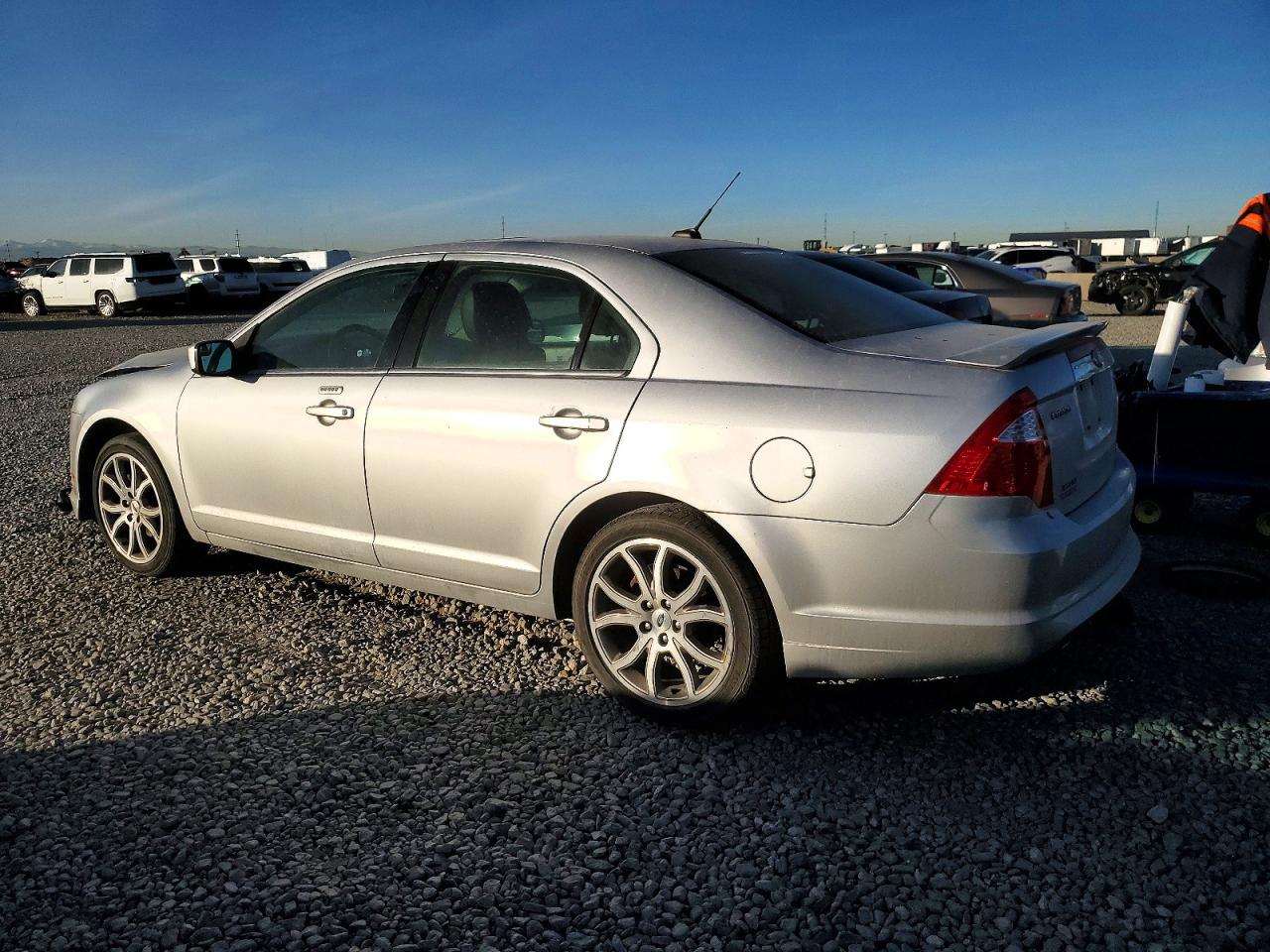 2012 FORD FUSION SEL photo 2