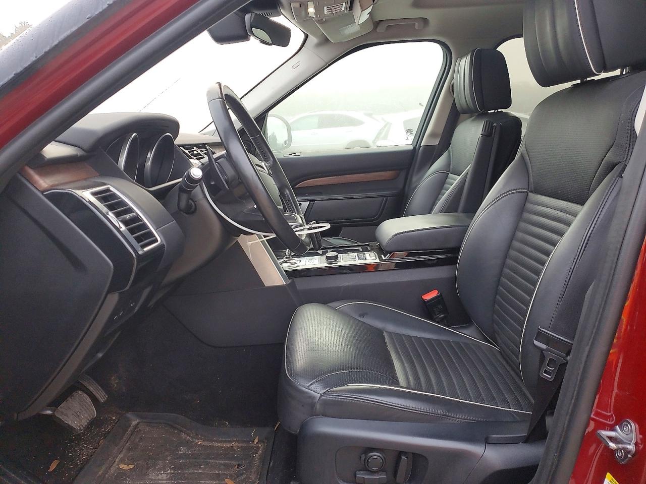 2017 LAND ROVER DISCOVERY HSE LUXURY photo 7