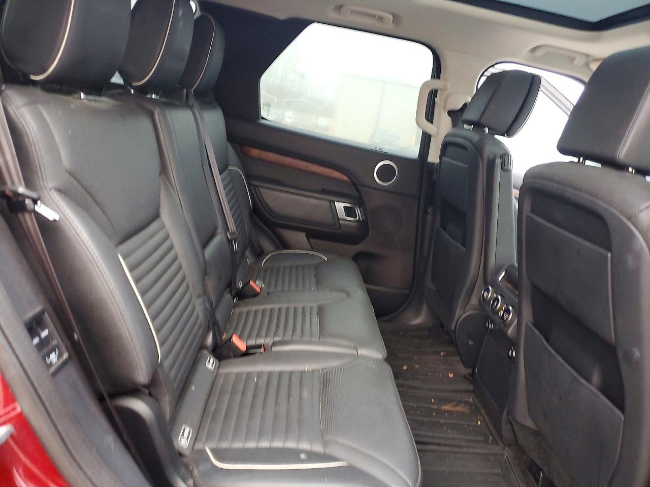 2017 LAND ROVER DISCOVERY HSE LUXURY photo 11