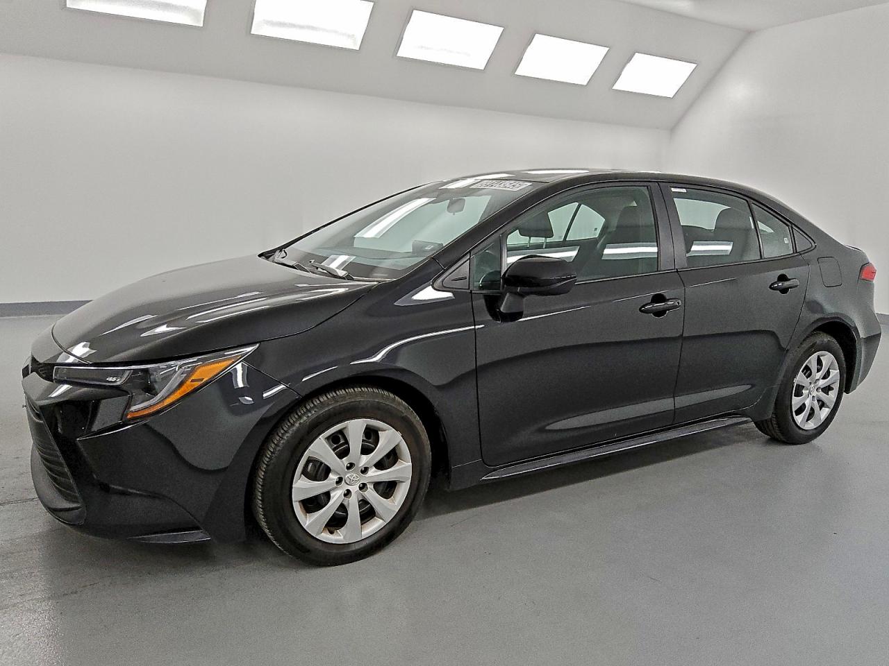 2025 TOYOTA COROLLA