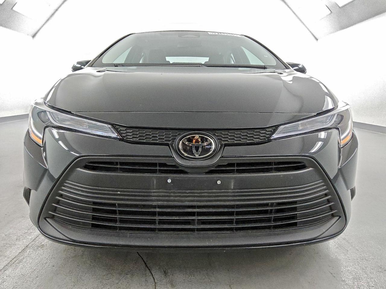 2025 TOYOTA COROLLA LE photo 5