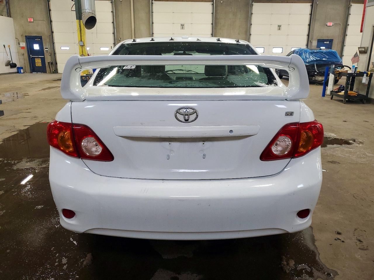 2010 TOYOTA COROLLA BASE photo 6