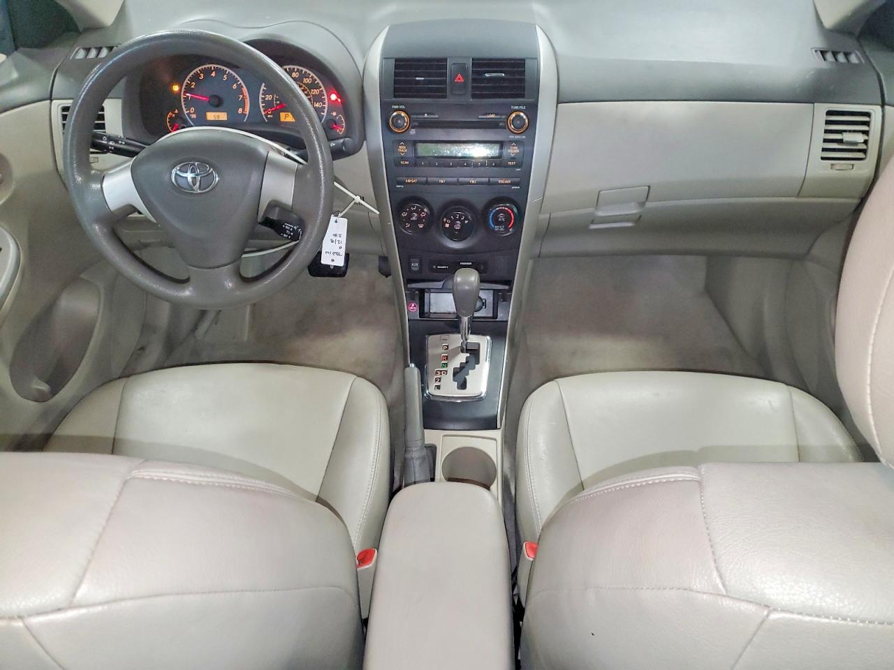 2010 TOYOTA COROLLA BASE photo 8